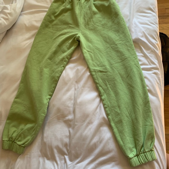 Brandy Melville Sweatpants - Picture 2 of 3
